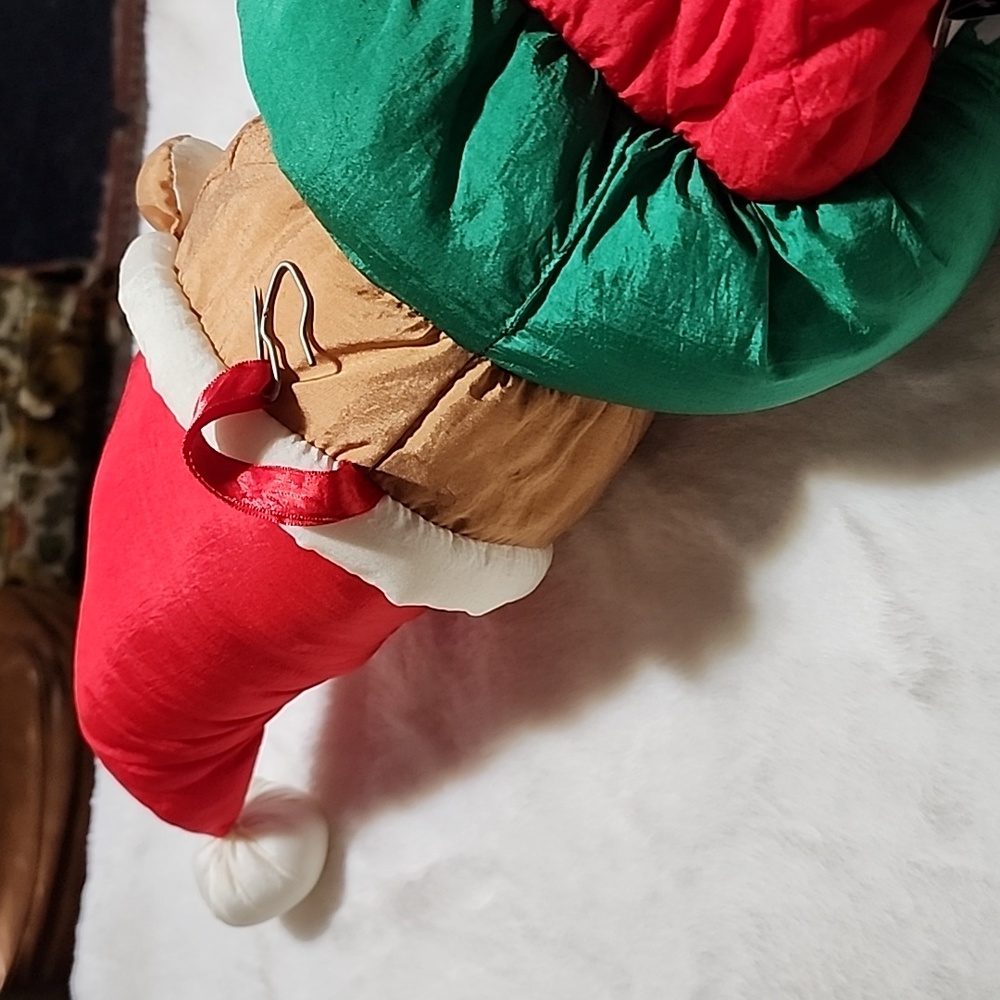 CHRISTMAS STOCKING  TEDDY BEAR 🧸 🐻  WITH JINGLE BELLS 🔔. - Picture 8 of 9